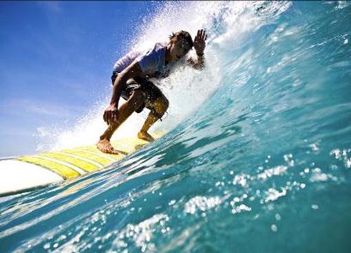 OFFSHOREBOARDRIDER WITH BOARD